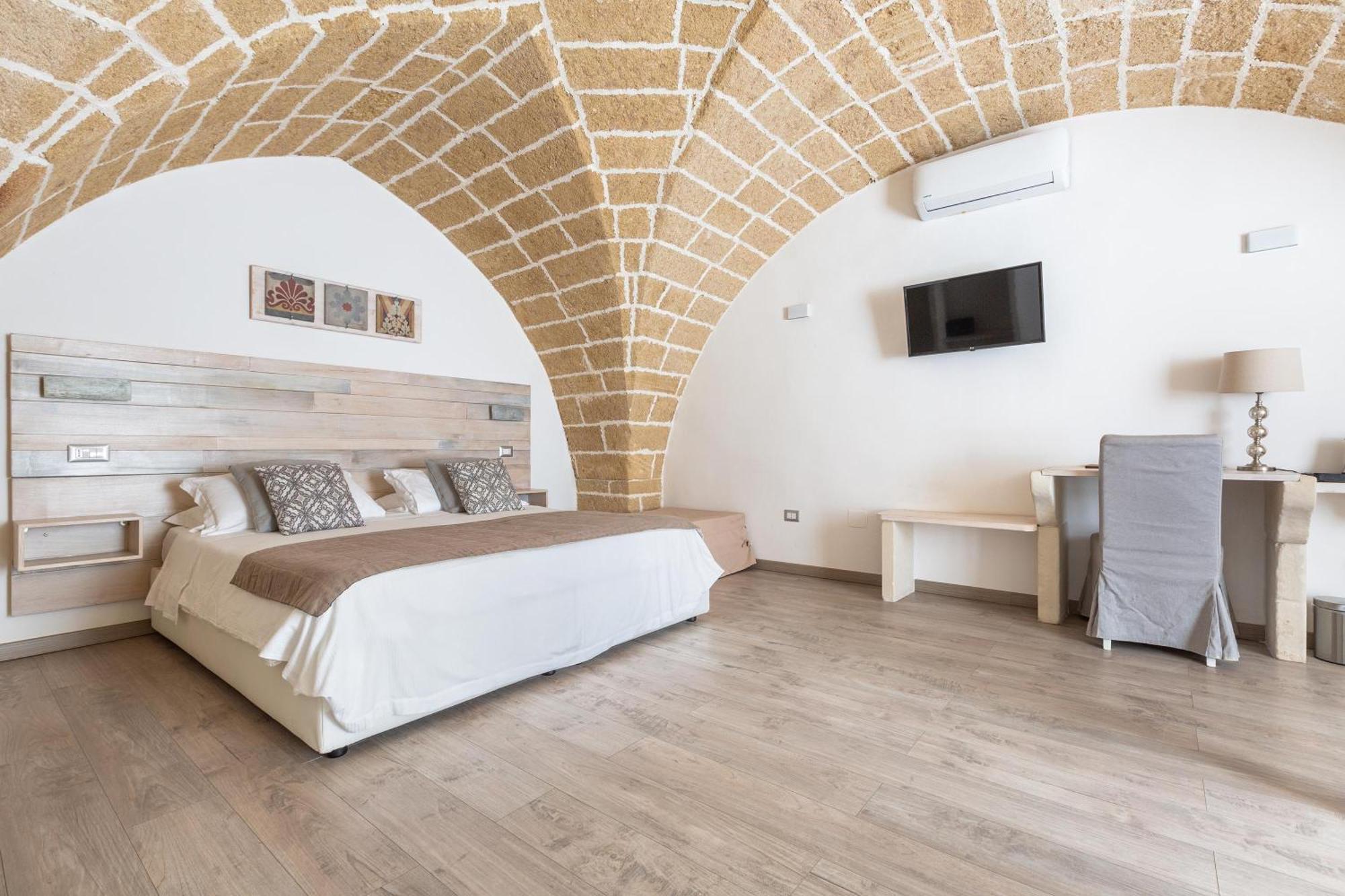 Clara Domus Bed & Breakfast Gallipoli Dış mekan fotoğraf